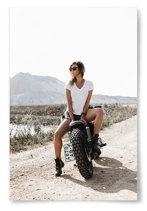 Poster Kvinna p Motorcykel